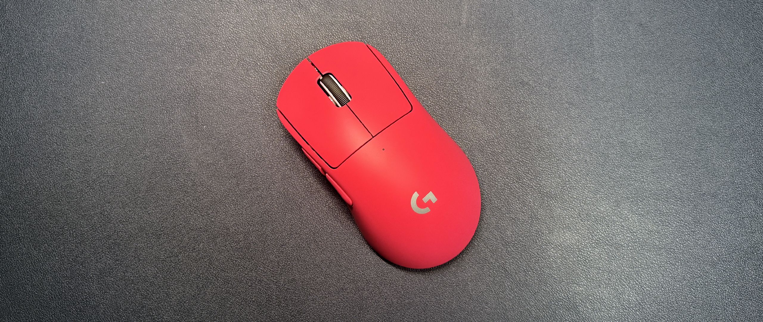 Logitech G Pro X Superlight 2 DEX vue de profil